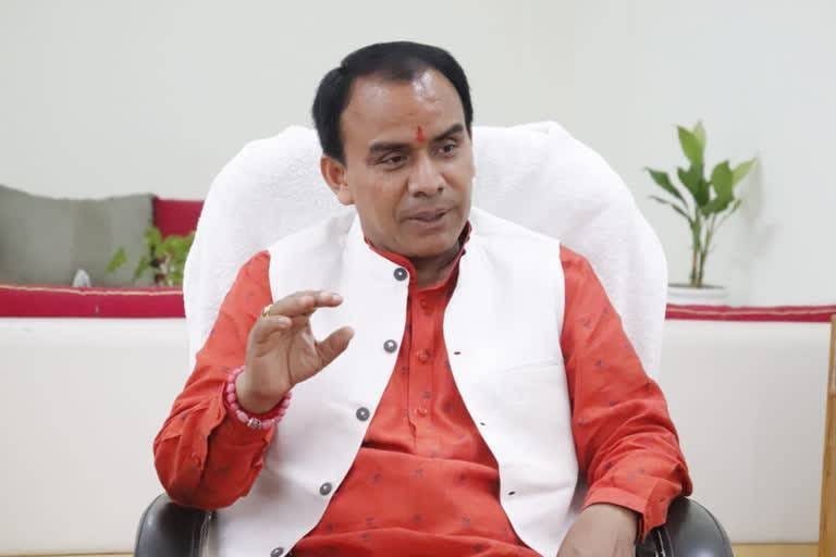 17 लाख से अधिक लाभार्थियों ने उठाया आयुष्मान योजना का लाभ – डाॅ. धन सिंह रावत